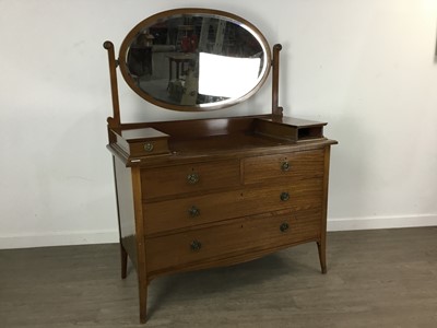 Lot 348 - EDWARDIAN MAHOGANY DRESSING CHEST