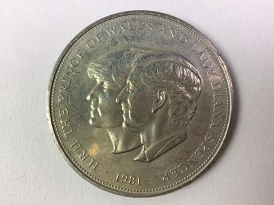 Lot 391 - GROUP OF MEDALS AND COINS