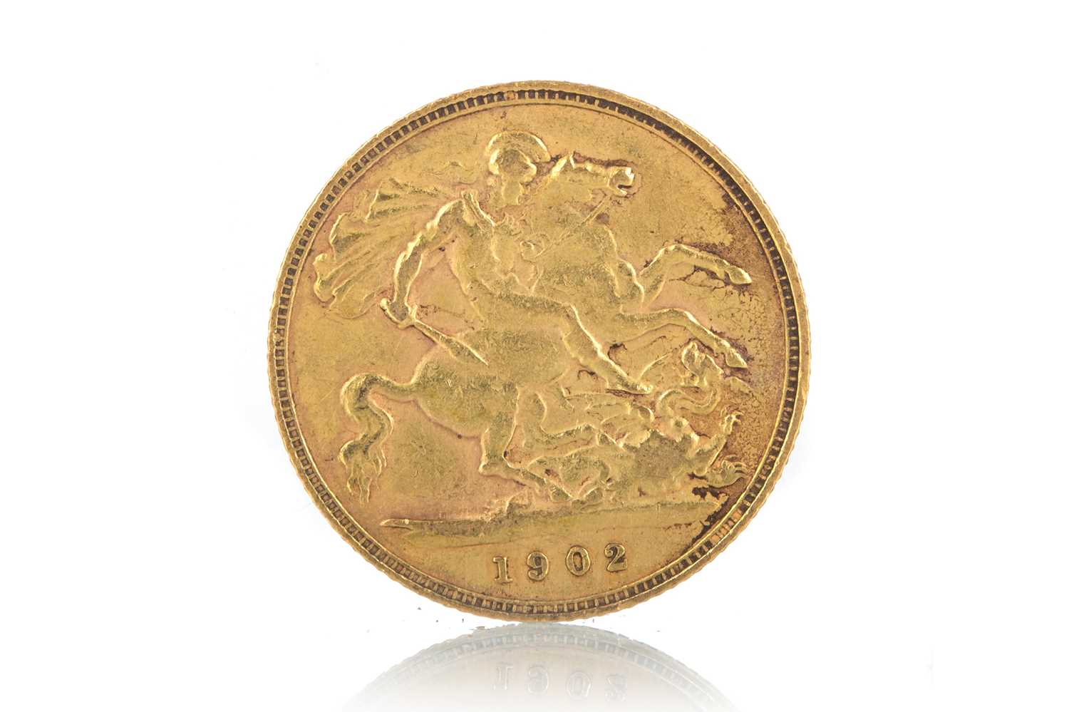 Lot 14 - EDWARD VII GOLD HALF SOVEREIGN