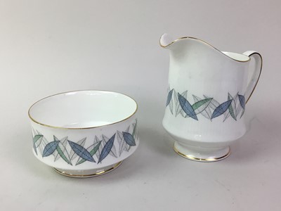 Lot 314 - ROYAL STANDARD TEA SERVICE