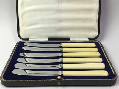 Lot 416 - GROUP OF SILVER PLATED WARE