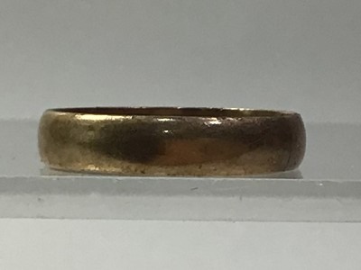 Lot 417A - NINE CARAT GOLD BAR BROOCH