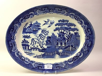 Lot 402 - COLLECTION OF BLUE AND WHITE CERAMICS