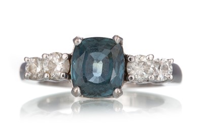 Lot 556 - GREEN SAPPHIRE AND DIAMOND RING