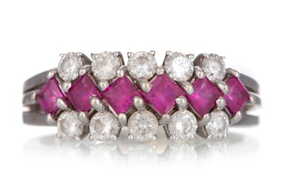 Lot 600 - RUBY AND DIAMOND RING
