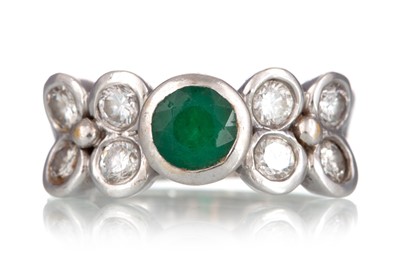 Lot 588 - EMERALD AND DIAMOND RING