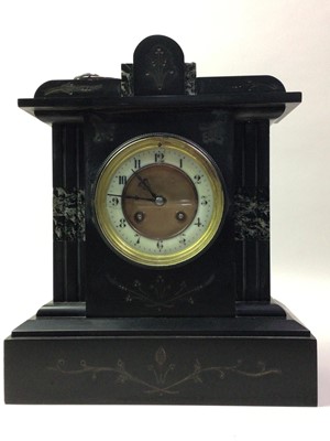 Lot 372 - BLACK SLATE MANTEL CLOCK