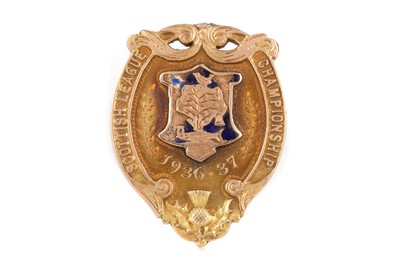 Lot 1771 - JAMES 'JERRY' DAWSON OF RANGERS F.C., SCOTTISH LEAGUE CHAMPIONSHIP GOLD WINNERS MEDAL