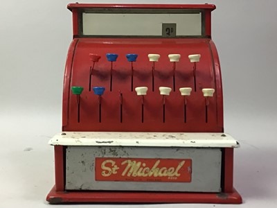 Lot 573 - ST. MICHAEL TINPLATE TOY TILL