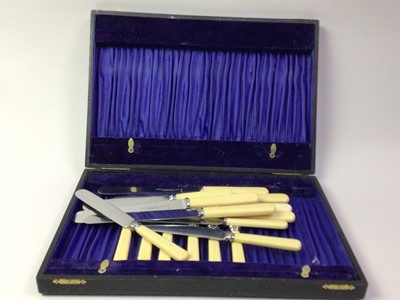 Lot 540 - OAK PART CANTEEN OF CUTLERY