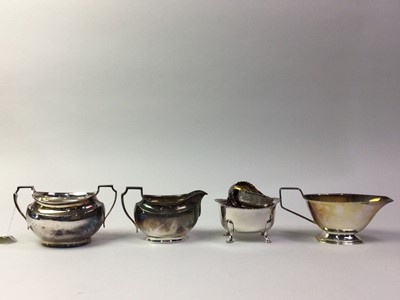 Lot 542 - COLLECTION OF SILVER PLATED ITEMS