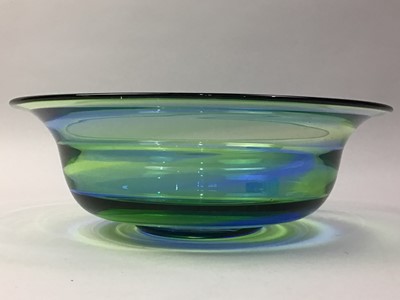 Lot 640 - STEVENS & WILLIAMS, ART GLASS BOWL