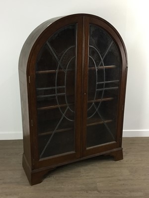 Lot 620 - OAK ART DECO BOOKCASE