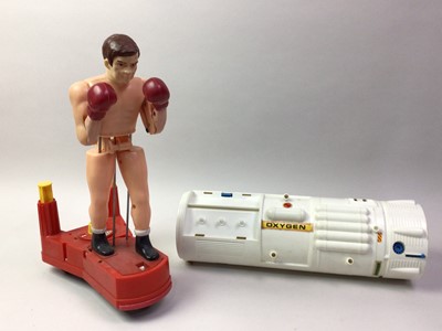 Lot 635 - SIX MILLION DOLLAR MAN FIGURE
