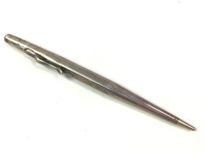 Lot 650 - SILVER PROPELLING PENCIL