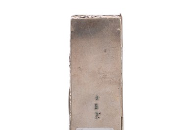 Lot 1289 - GERMAN PSEUDO-HANAU SILVER SNUFF BOX
