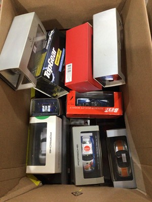 Lot 689 - COLLECTION OF DIECAST MODELS