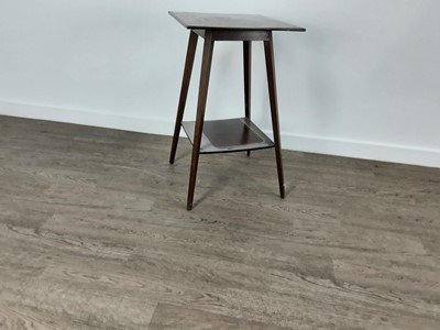 Lot 708 - MAHOGANY OCCASIONAL TABLE