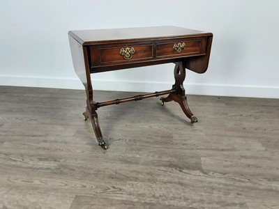 Lot 707 - SMALL REPRODUCTION MAHOGANY SOFA TABLE