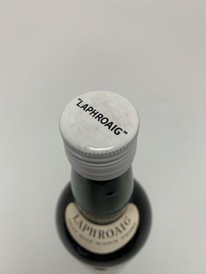 Lot 78 - LAPHROAIG 10 YEAR OLD 1960S PRE-ROYAL WARRANT 26 2/3 FL OZ