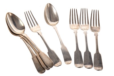 Lot 1307 - COLLECTION OF SILVER FLATWARE