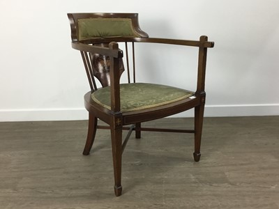 Lot 1522 - EDWARDIAN MAHOGANY AND MARQUETRY ELBOW CHAIR