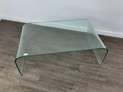 Lot 117 - GLASS COFFEE TABLE