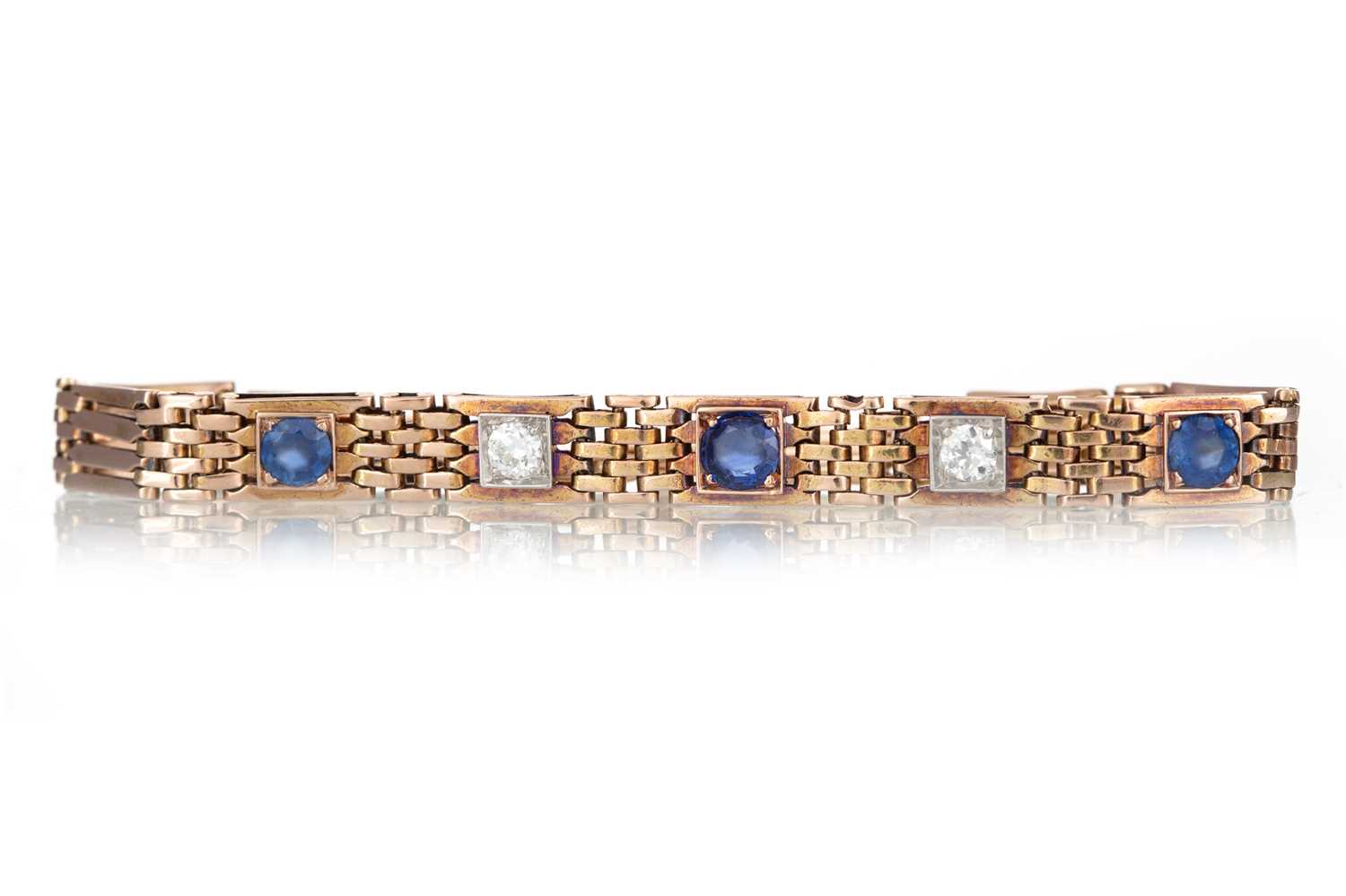 Lot 482 - SAPPHIRE AND DIAMOND BRACELET