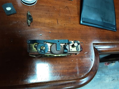 Lot 362 - VICTORIAN HALF PLATE CAMERA