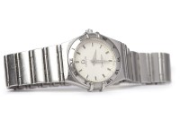 Lot 833 - LADY'S OMEGA CONSTELLATION STAINLESS STEEL...