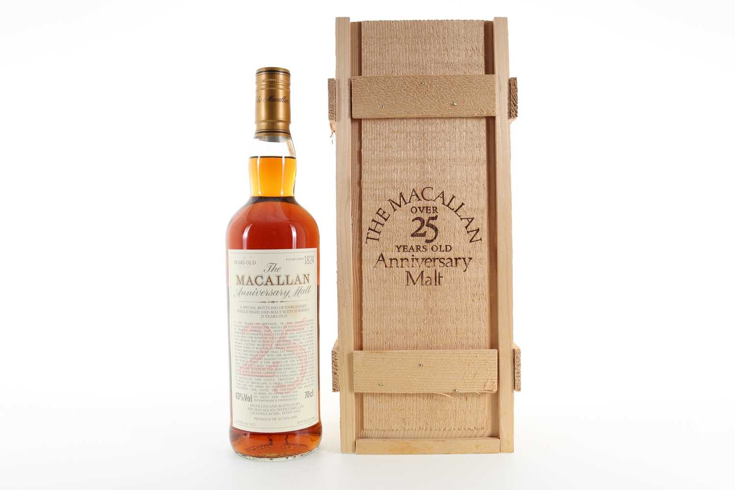 Lot 180 - MACALLAN 1972 25 YEAR OLD ANNIVERSARY MALT