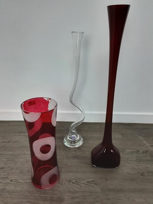 Lot 466 - CONTEMPORARY GLASS TRUMPET SHAPED VASE