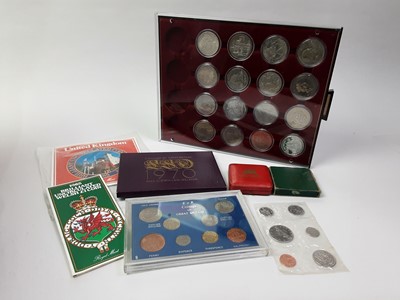 Lot 442 - COLLECTION OF SILVER AND OTHER COINS