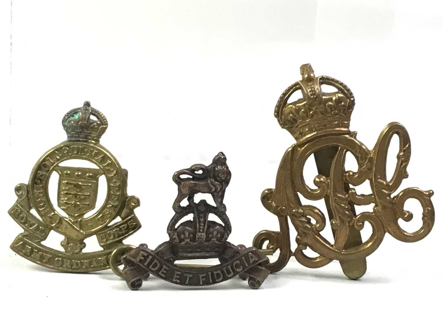 Lot 455 - GROUP OF BRITISH ARMY CAP BADGES