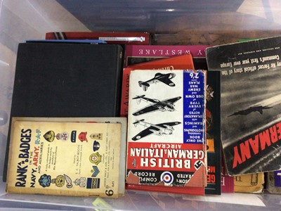 Lot 490 - GROUP OF MILITARIA REFERENCE BOOKS
