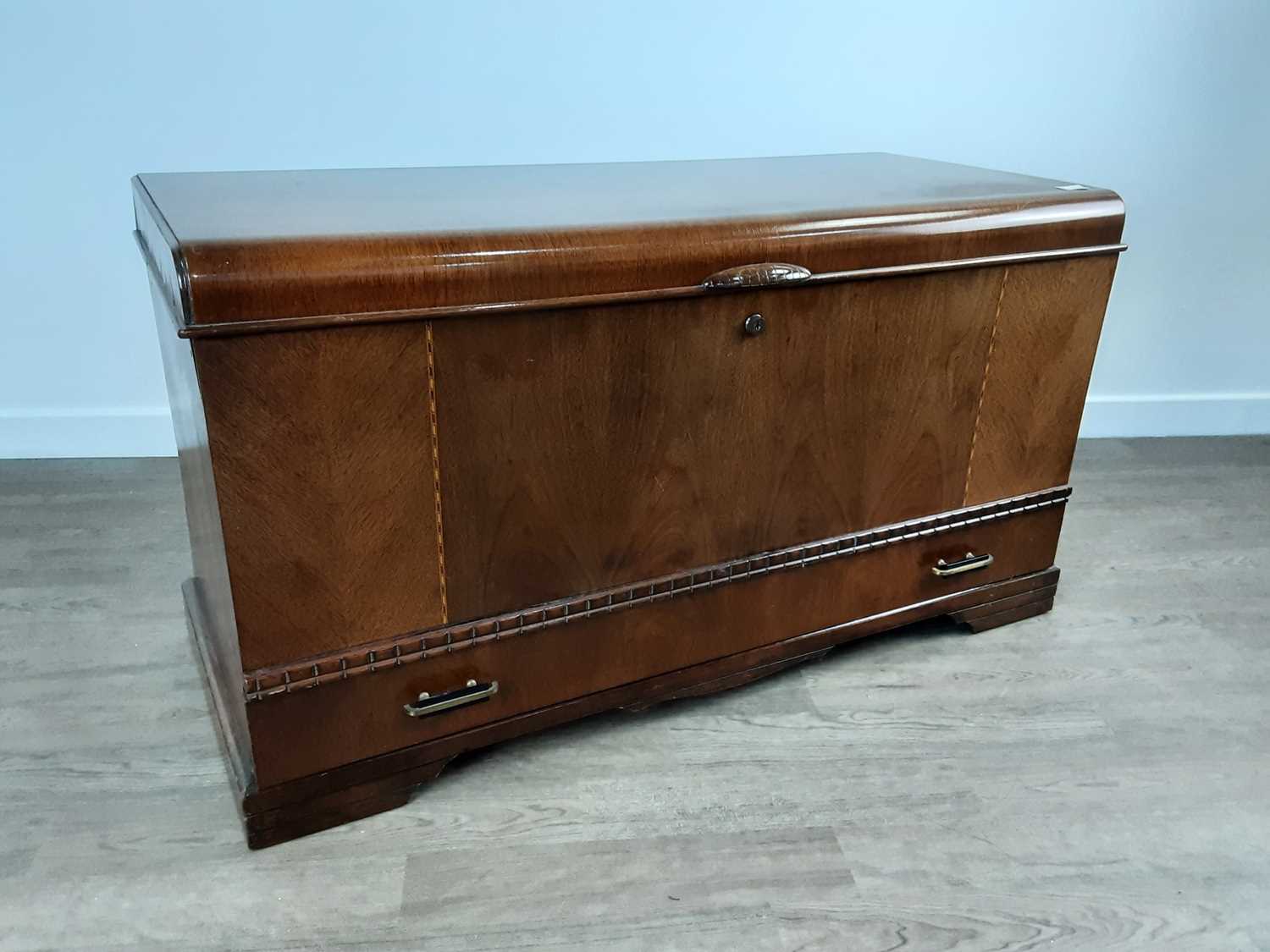 Lot 90 - BLANKET CHEST,