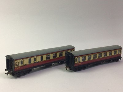 Lot 81 - HORNBY SILVER KING 60016 LOCOMOTIVE