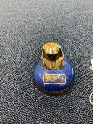 Lot 118 - CARLTON WARE, 'TUTANKHAMUN' EGYPTIAN REVIVAL LIDDED VASE