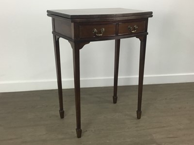 Lot 159 - SMALL MAHOGANY FOLD OVER CARD TABLE