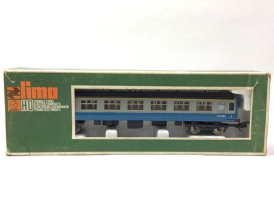 Lot 311 - COLLECTION OF VINTAGE MODEL RAILWAY ITEMS