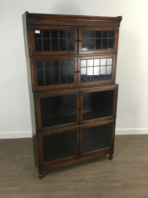 Lot 318 - MINTY OAK STACKING SECTIONAL BOOKCASE