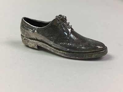 Lot 440 - MINIATURE SILVER GOLF SHOE