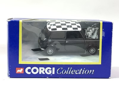 Lot 422 - COLLECTION OF DIE-CAST VEHICLES