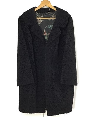 Lot 462 - VINTAGE ASTRAKHAN COAT