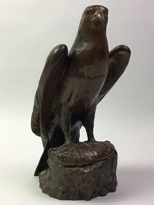 Lot 572 - BRONZE RESIN SCULPTURE OF EAGLE