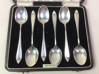 Lot 585 - SET OF SIX GEORGE V SILVER COFFEE SPOONS