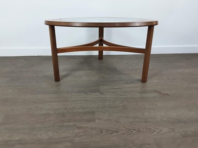 Lot 530 - NATHAN TEAK COFFEE TABLE