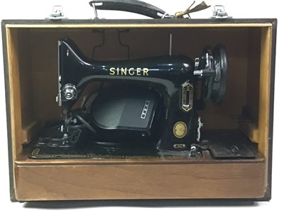 Lot 629 - SINGER SEWING MACHINE