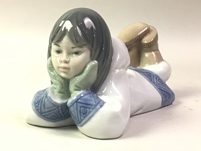 Lot 662 - NAO FIGURE