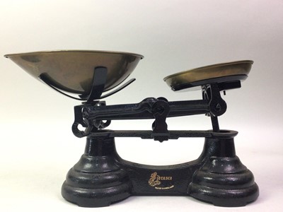 Lot 2 - SET OF SCALES